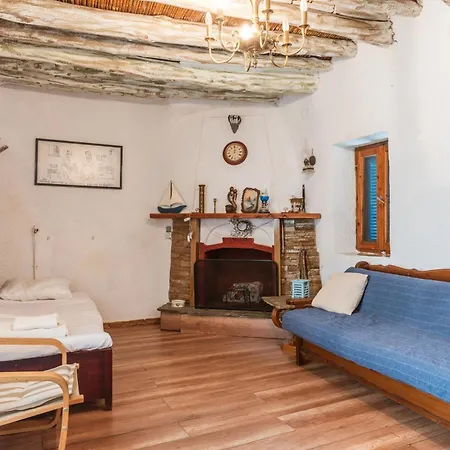 Andros Traditional House Tatil Evi *