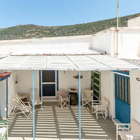 Andros Traditional House Tatil Evi Episkopion (Andros)